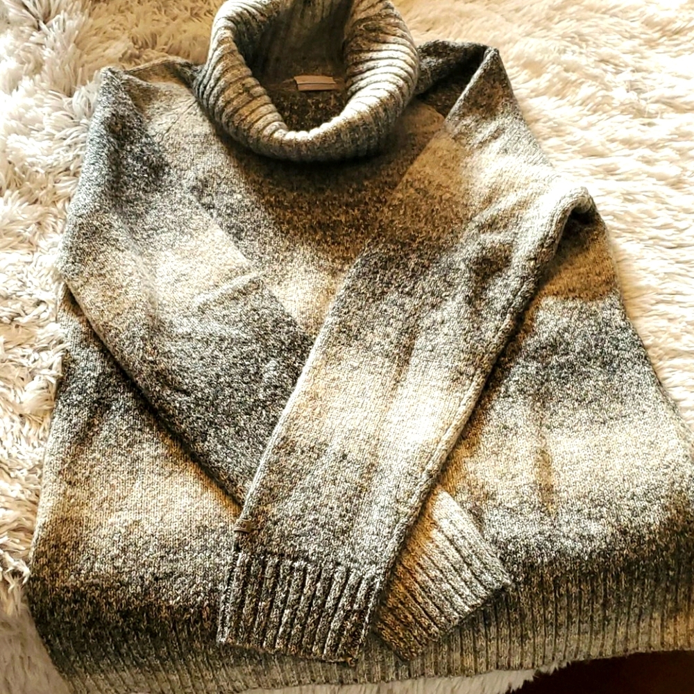 Columbia Sweater
